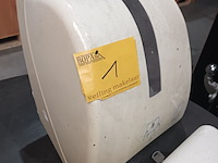 Lot 1 - handdoekpapier dispenser tork. 2 stuks - afbeelding 3 van  3