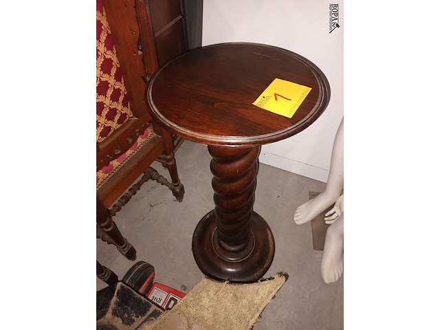 Lot 1 - houten plantentafel - afbeelding 3 van  3