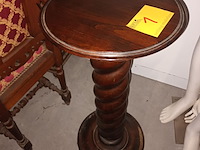 Lot 1 - houten plantentafel - afbeelding 3 van  3