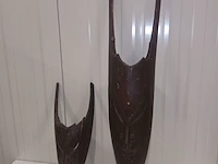 Lot 1 - houten wanddecoratie. 2 stuks