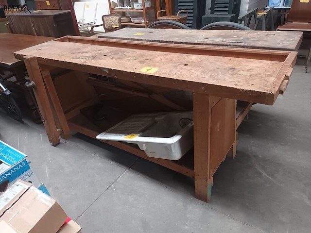 Lot 1 - houten werkbank - afbeelding 1 van  3