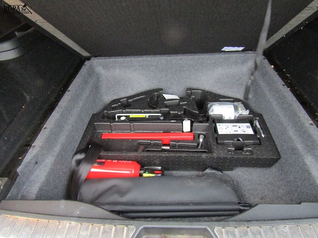 Lot 1 - mercedes gl320 cdi (2006-chass.wdc1648221a155104) - afbeelding 18 van  21