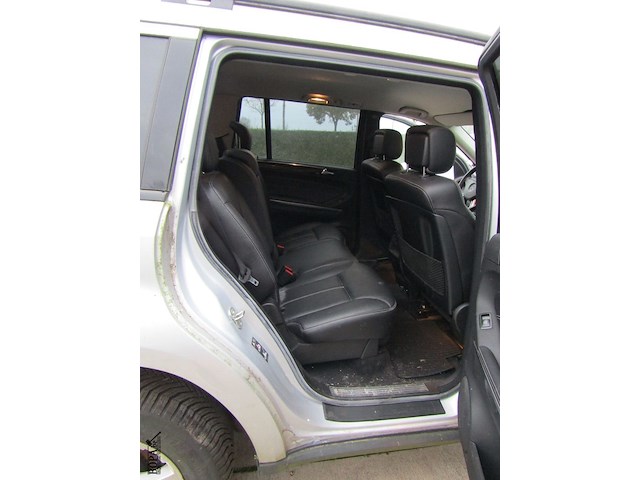 Lot 1 - mercedes gl320 cdi (2006-chass.wdc1648221a155104) - afbeelding 19 van  21