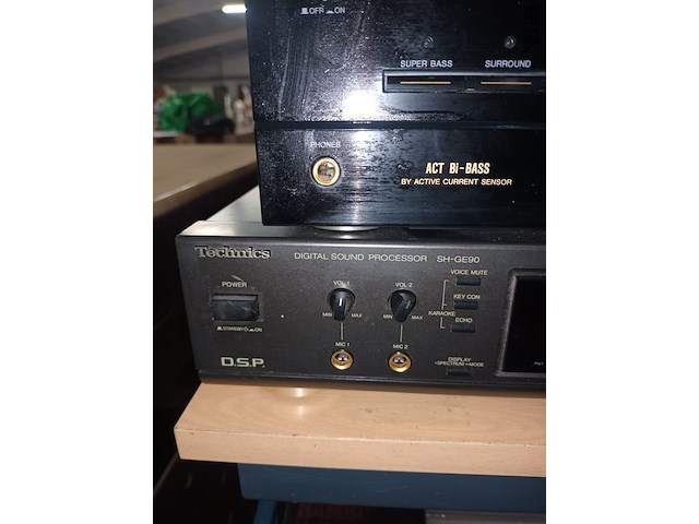 Lot 1 - muziekinstallatie technics - afbeelding 3 van  4