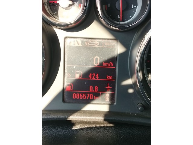 Lot 1 - opel astra (2014-chass.w0lpc6ew1eg010023) - afbeelding 4 van  33