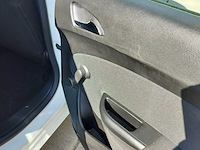 Lot 1 - opel astra (2014-chass.w0lpc6ew1eg010023) - afbeelding 31 van  33