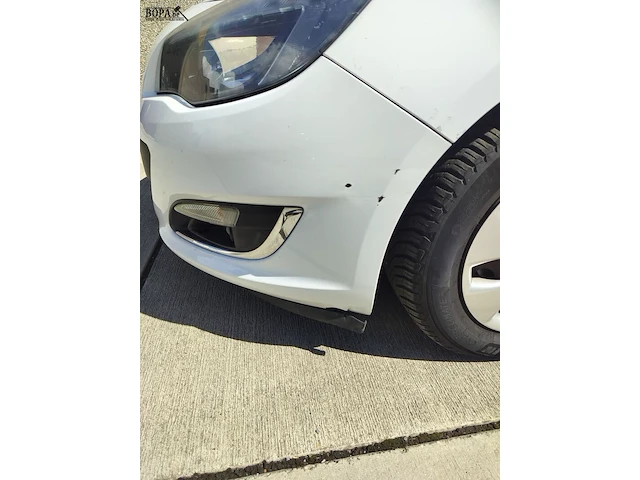 Lot 1 - opel astra (2014-chass.w0lpc6ew7eg009894) - afbeelding 21 van  30