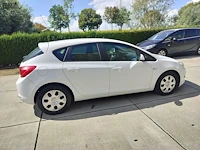 Lot 1 - opel astra (2014-chass.w0lpc6ew7eg009894) - afbeelding 25 van  30