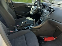 Lot 1 - opel astra (2014-chass.w0lpc6ew7eg009894) - afbeelding 30 van  30