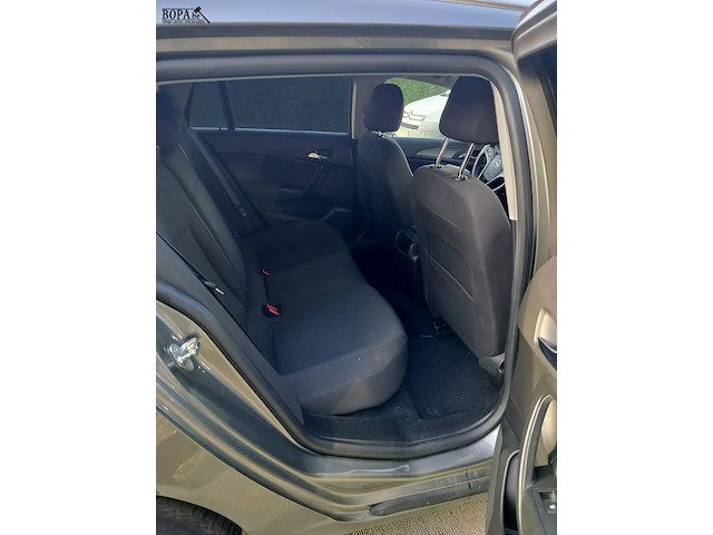 Lot 1 - opel insignia (2016-chass.wolgm8e34h1009387) - afbeelding 19 van  21