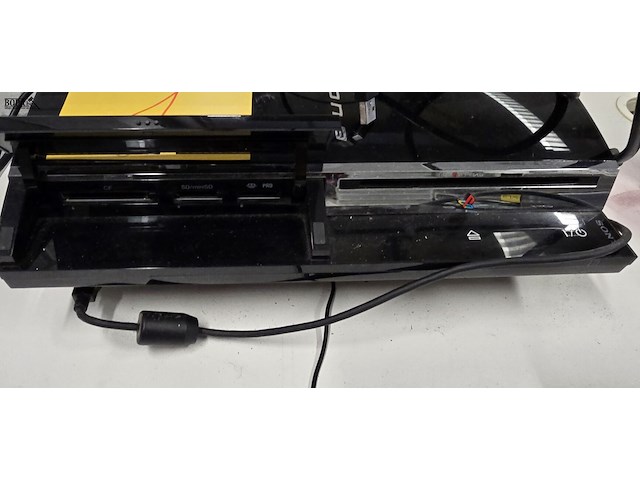 Lot 1 - playstation 3 console + controller + 5 spellen - afbeelding 5 van  10