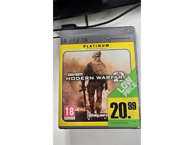 Lot 1 - playstation 3 console + controller + 5 spellen - afbeelding 8 van  10