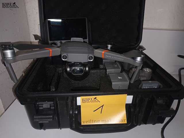 Lot 1 - professionele drone - afbeelding 1 van  9