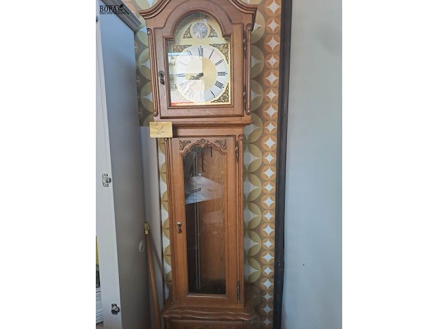 Lot 1 - staande klok eikenhout - traditionele stijl - afbeelding 2 van  4