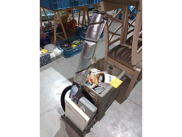 Lot 1 - werkmateriaal en diversen - afbeelding 2 van  5