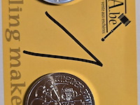 Lot 1 - zilveren wiener philharmoniker munt 2 stuks - afbeelding 1 van  3