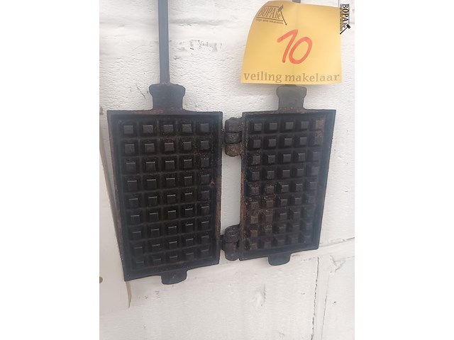 Lot 10 - antiek wafelijzer - afbeelding 2 van  2