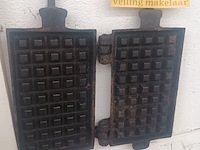 Lot 10 - antiek wafelijzer - afbeelding 2 van  2
