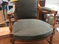 Lot 10 - armstoel - afbeelding 1 van  5