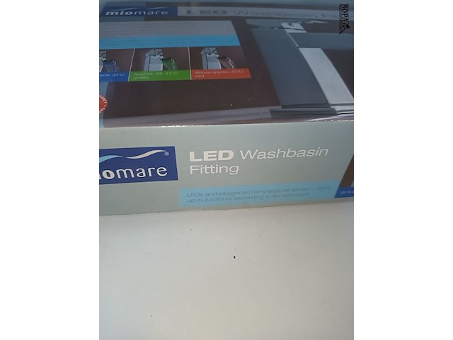 Lot 10 - badkamerkraam - afbeelding 2 van  5