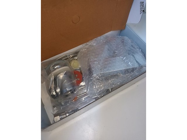 Lot 10 - badkamerkraam - afbeelding 3 van  5