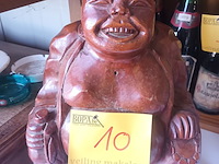 Lot 10 - boeddha in hout - afbeelding 1 van  3
