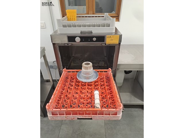 Lot 10 - glazenspoelmachine rvs met houten onderblok - afbeelding 2 van  4