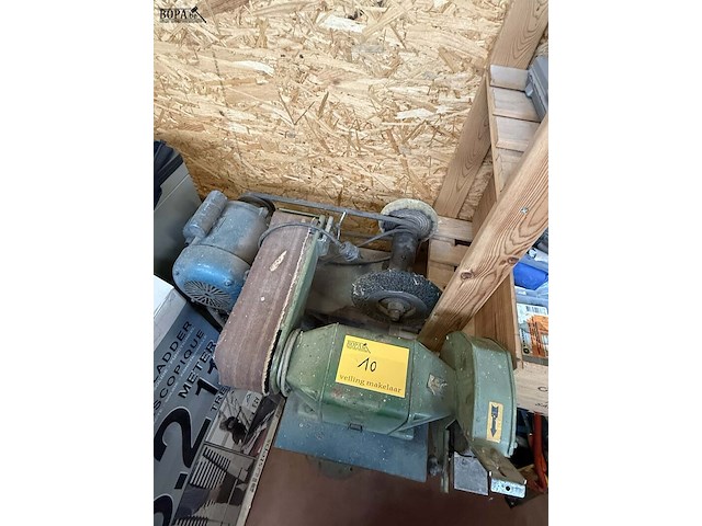 Lot 10 - industriële schuurmachines - afbeelding 3 van  3