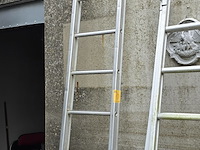 Lot 10 - ladder 12 treden