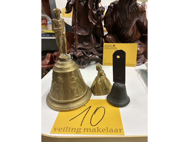 Lot 10 - lot tafelbellen - 3 stuks - afbeelding 1 van  4