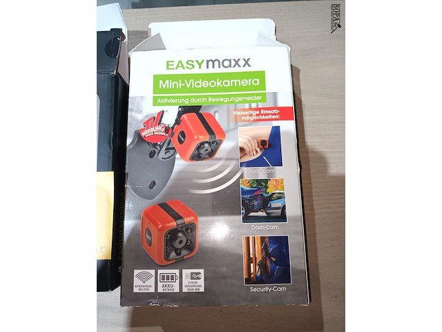 Lot 10 - mini camera’s. 2 stuks - afbeelding 2 van  3