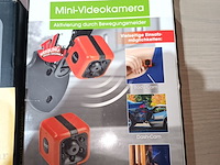 Lot 10 - mini camera’s. 2 stuks - afbeelding 2 van  3