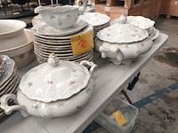 Lot 10 - servies bavaria. 52 stuks - afbeelding 3 van  6