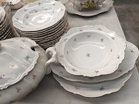 Lot 10 - servies bavaria. 52 stuks - afbeelding 4 van  6