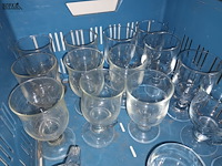 Lot 10 - thee- en koffieglazen. 25 stuks - afbeelding 2 van  3