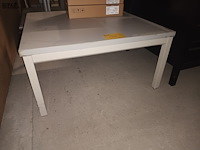 Lot 10 - vierkante salontafel - afbeelding 2 van  2