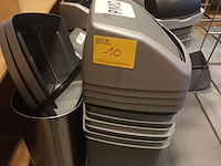 Lot 10 - vuilnisbak met deksel. 11 stuks - afbeelding 1 van  3