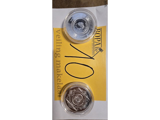Lot 10 - zilveren 5 dollar munt uit tokelau 2 stuks - afbeelding 1 van  3
