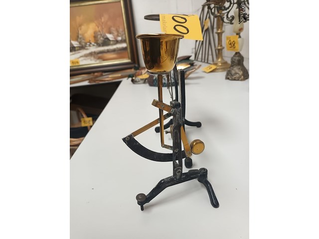 Lot 100 - brieven- en eierenweegschaal - afbeelding 4 van  4