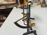 Lot 100 - brieven- en eierenweegschaal - afbeelding 4 van  4