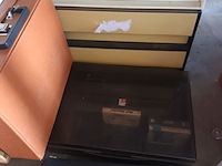 Lot 100 - cassettekoffers en muziekcassettes. 30 stuks - afbeelding 3 van  4