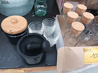 Lot 100 - divers keukengerei - afbeelding 2 van  4