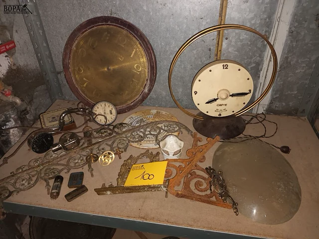 Lot 100 - diversen - afbeelding 1 van  6