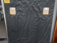 Lot 100 - hoofdbord boxspring - afbeelding 2 van  2
