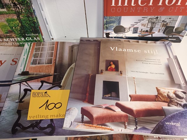 Lot 100 - interieur boeken. 7 stuks - afbeelding 4 van  5