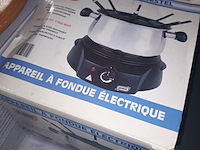 Lot 100 - keukentoestellen. 5 stuks - afbeelding 2 van  6