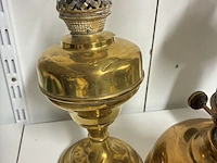 Lot 100 - lot antieke olielampen - 3 stuks - afbeelding 2 van  4