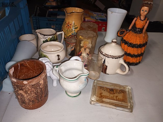 Lot 100 - lot decoratie - afbeelding 2 van  6