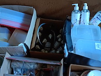 Lot 100 - lot keukenmateriaal - afbeelding 7 van  10