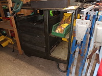 Lot 100 - metalen materiaalkar - afbeelding 3 van  3